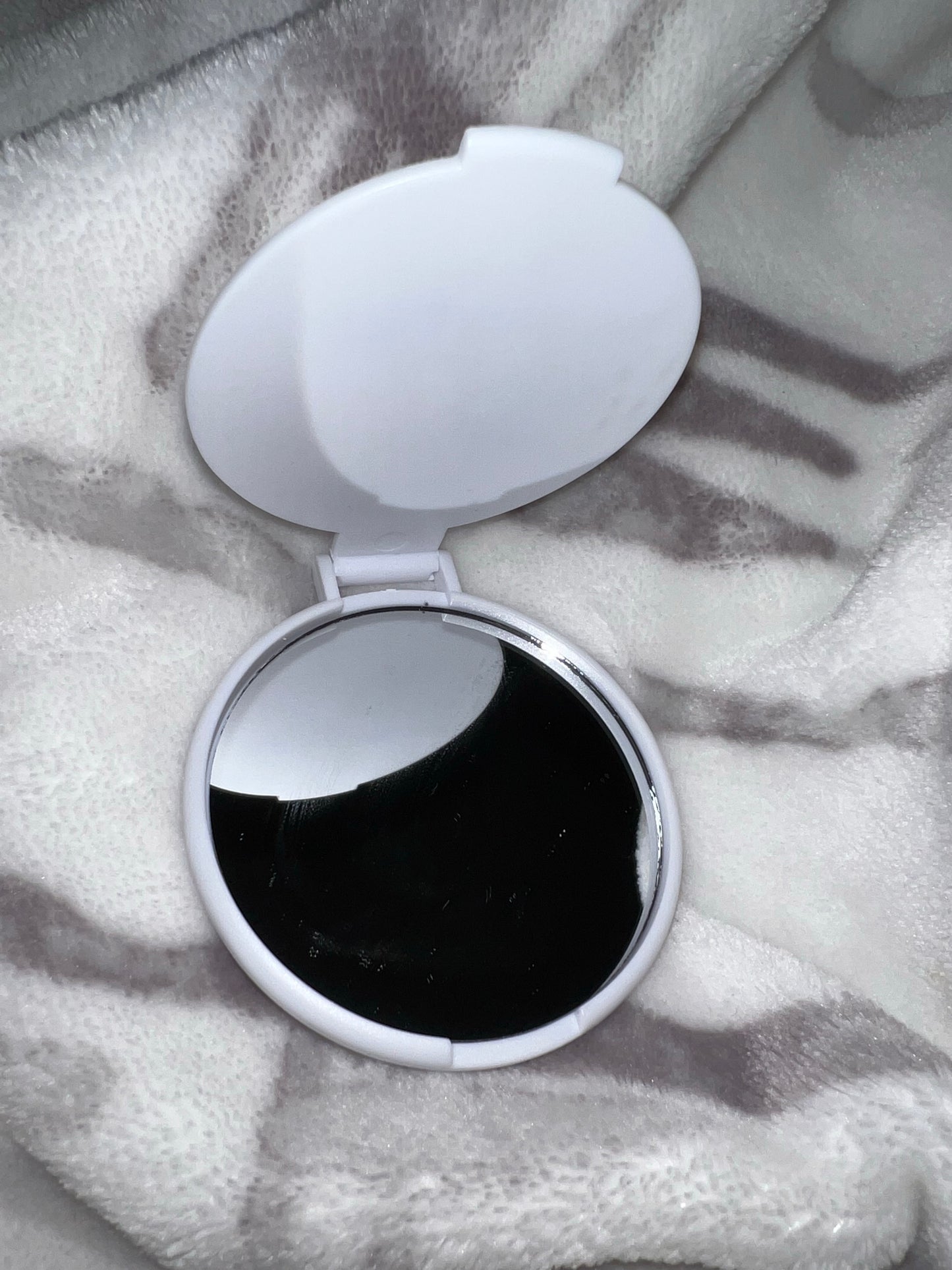 Mini mirror 🪞